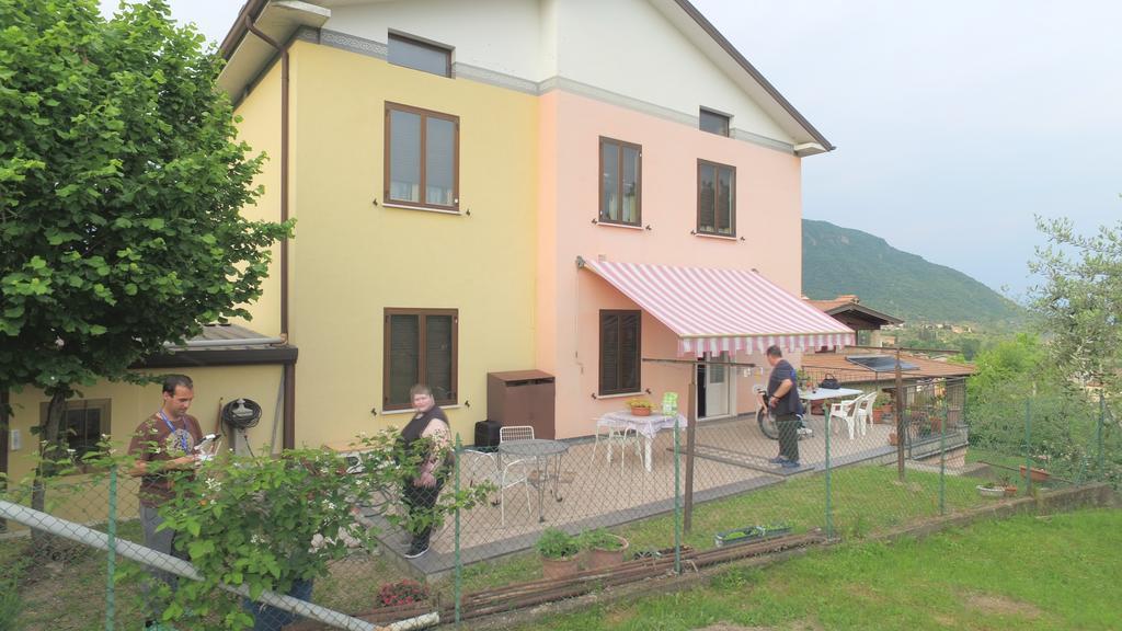Ferienwohnung Nonna Ambrosina Roe Exterior foto